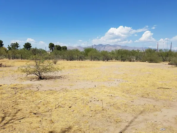 1302 W Riverview Blvd, Tucson, AZ 85745