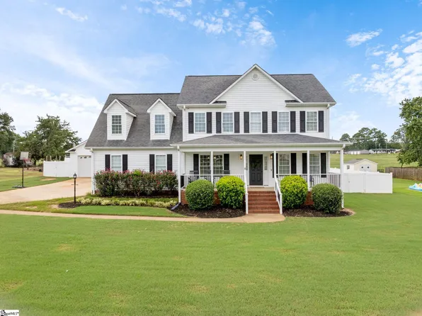 209 Legacy Farm Dr, Fountain Inn, SC 29644