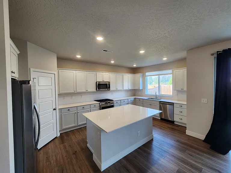 161 E Burdock Loop — Photo 11