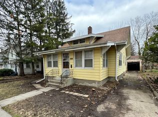 618 Carroll Ave, Ames, IA 50010