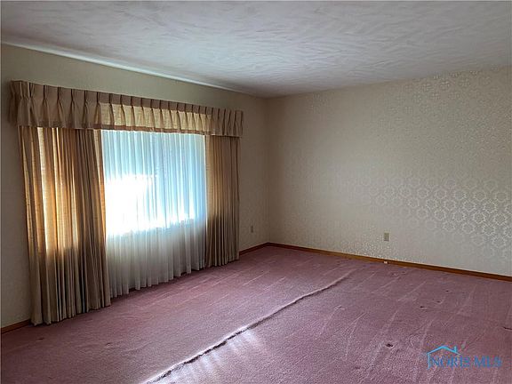 2nd image of 10735 Crestview Dr W