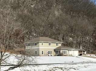 1750 Weber Ln, Lansing, IA 52151