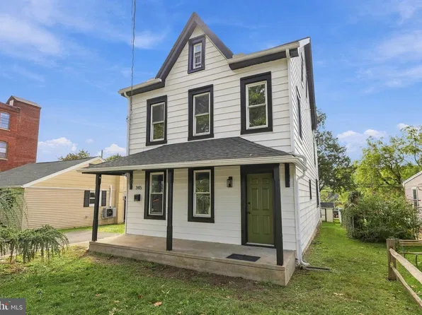 345 E Walnut St, Marietta, PA 17547