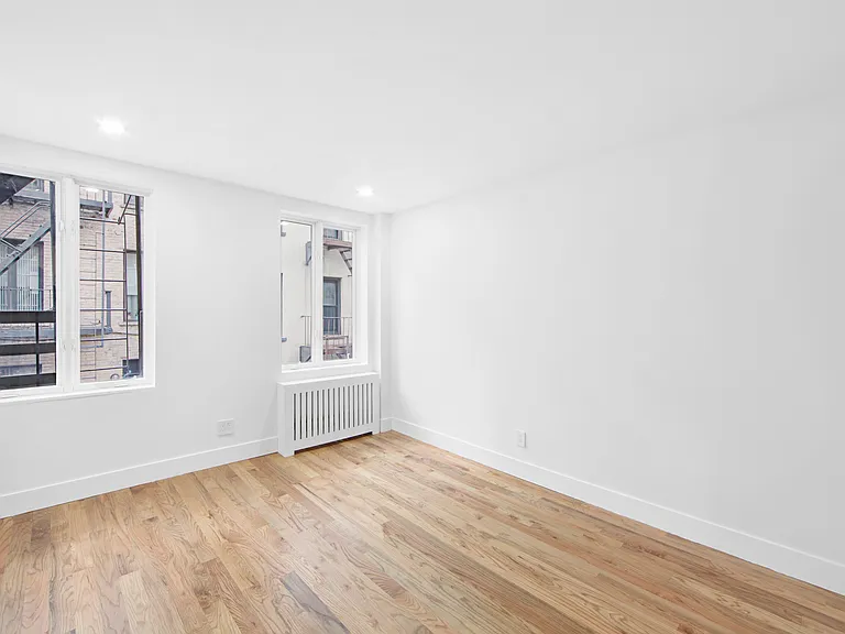 215 E 59th St #CHR — Photo 20