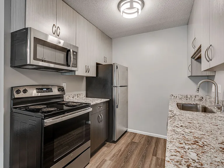 Garden Oaks Apartments — Photo 99