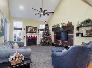 40408 Autumn Oak Ln, Aldie, VA