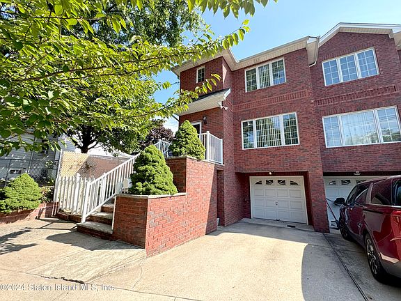 2nd image of 25 Mills Ave