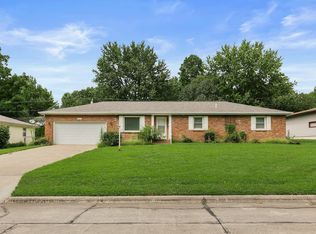 1217 W Highland St, Springfield, MO 65807