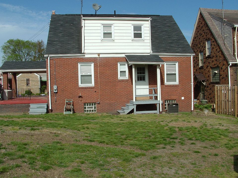 2nd image of 468 Ohio Ave