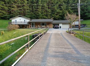 11478 Slate Creek Rd, Grundy, VA 24614
