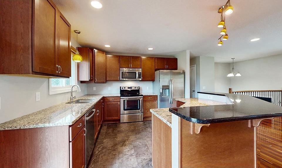 7865 Penn Ave N, Brooklyn Park, MN 55444 | Zillow