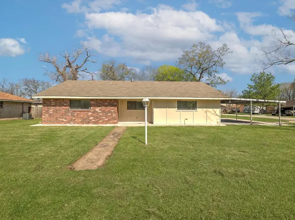 501 Ladd St, Dayton, TX 77535