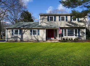 91 Surrey Ln, Eatontown, NJ 07724