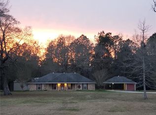 3207 Dean Day Rd, Sulphur, LA 70663