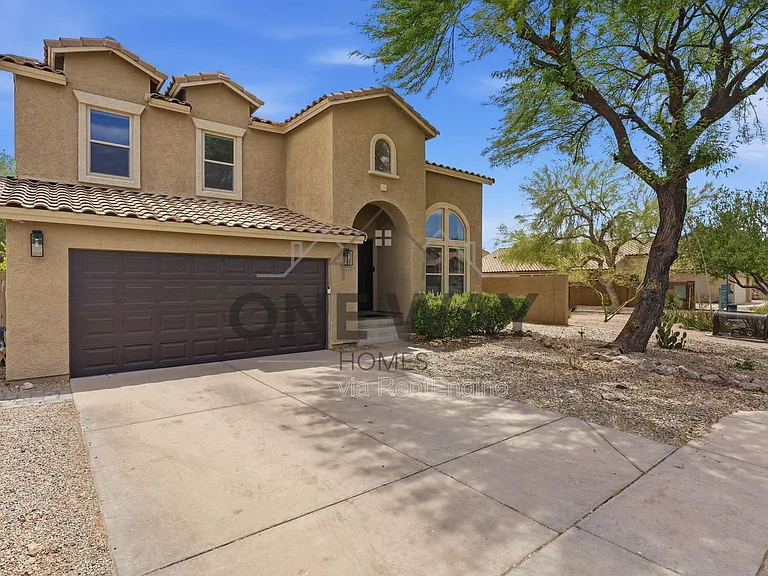 8953 E Hillview St — Photo 2