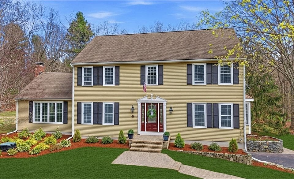 1st image of 7 Bogastow Cir