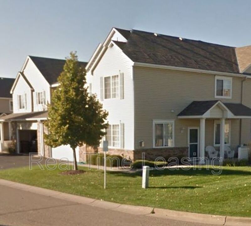 1st image of 10883C Oak Grove Cir