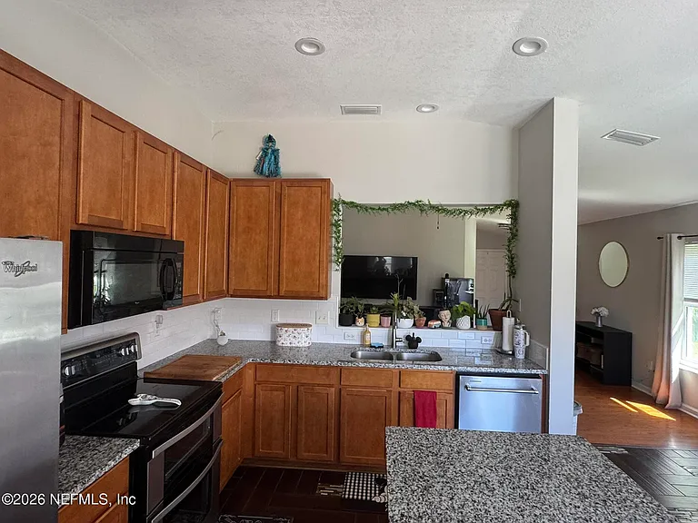 1189 Summer Bluff Rd — Photo 32