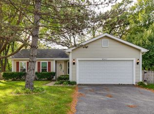 631 Timberwood Ln, Algonquin, IL