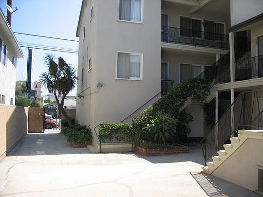 1st image of 3653 Overland Ave APT 1
