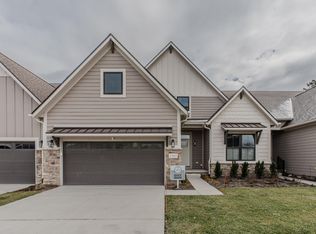 1303 Gallery Pointe Dr, Saline, MI