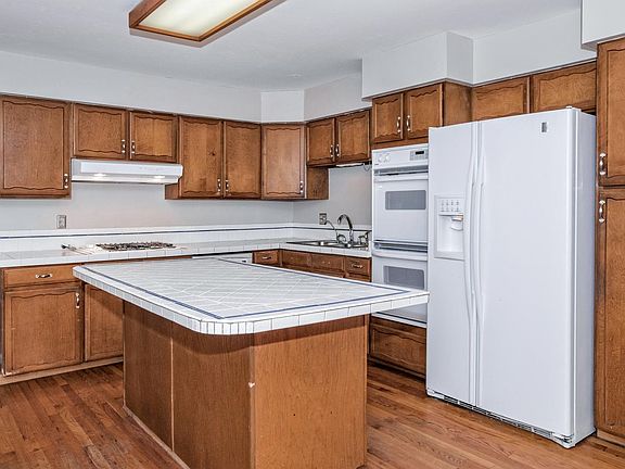 Plenty of cabinets/storage