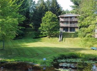 1596 Soncere Dr, Rock Creek, OH 44084