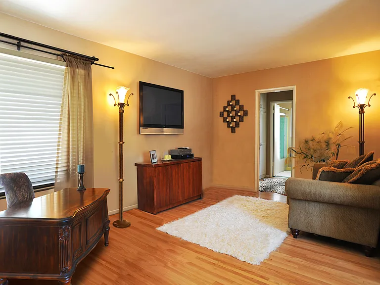 5056 Tujunga Ave #13 — Photo 8