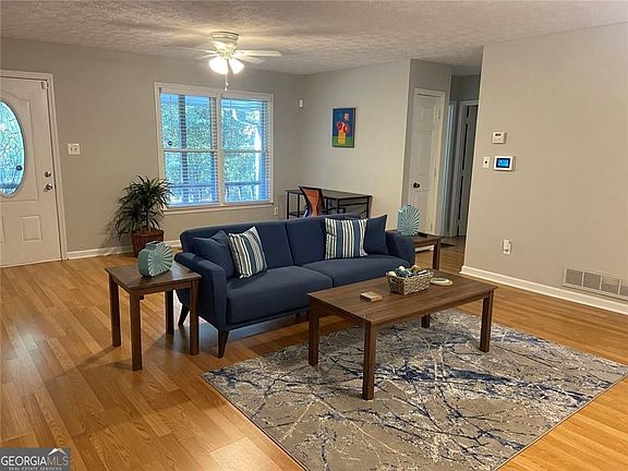 4th image of 106 Kirkland Rd