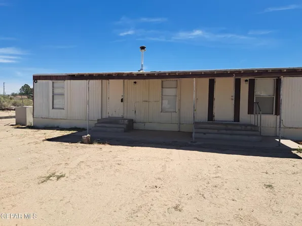 905 NE Camp St #1, Fabens, TX 79838