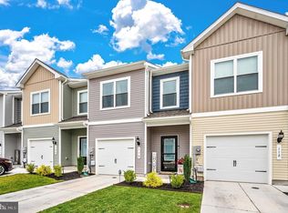 116 Paddington St, Falling Waters, WV 25419