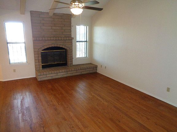 2nd image of 737 Brisa Del Mar Dr