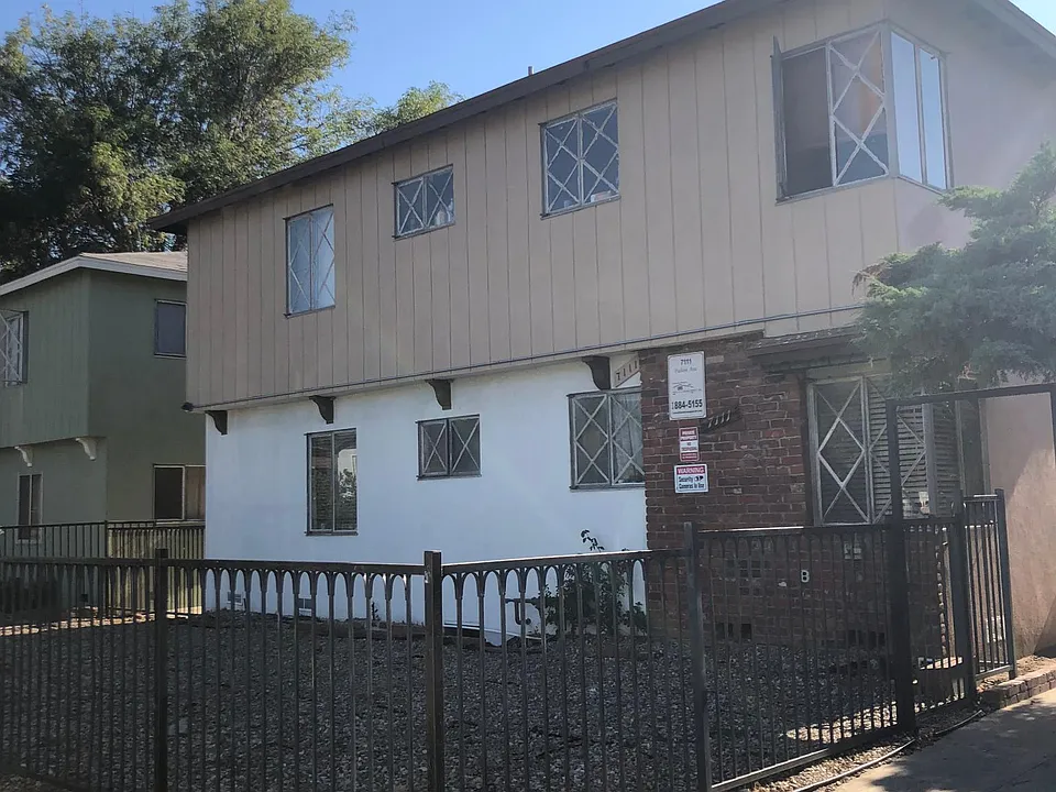 7111 Fulton Ave #5