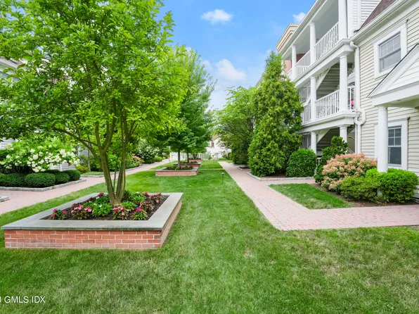 51 Forest Ave APT 166, Greenwich, CT 06870