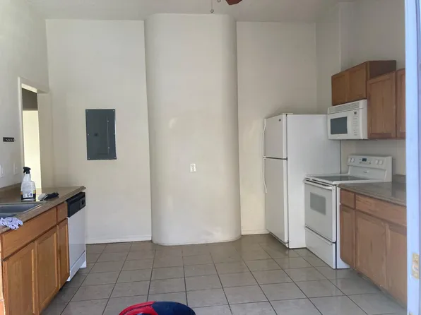 1122 Edith Blvd SE #B, Albuquerque, NM 87102