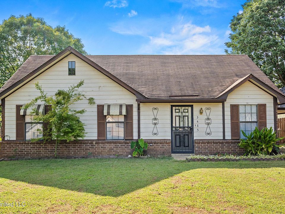 1st image of 3485 Castle Dr