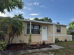 4190 NW 11th Ave, Fort Lauderdale, FL 33309