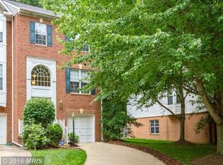 1215 Wild Hawthorn Way, Reston, VA 20194