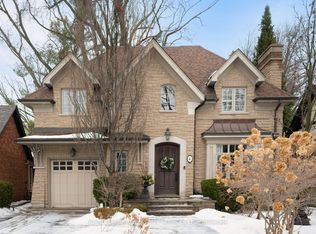 4 Reigate Rd, Toronto, ON M9A2Y2