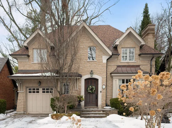 4 Reigate Rd, Toronto, ON M9A 2Y2
