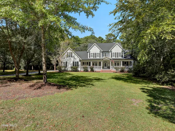 107 Laughing Gull Lane, Hampstead, NC 28443