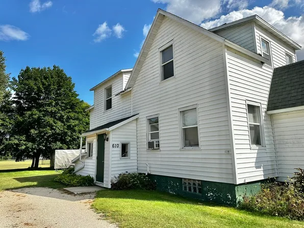 610 Church Ave, Casco, WI 54205