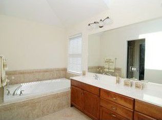 1301 Corrigan St, Elburn, IL 60119