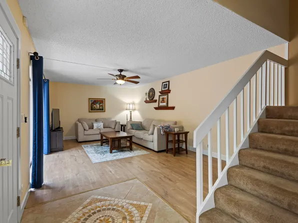 5853 SE Riverboat Drive #422, Stuart, FL 34997