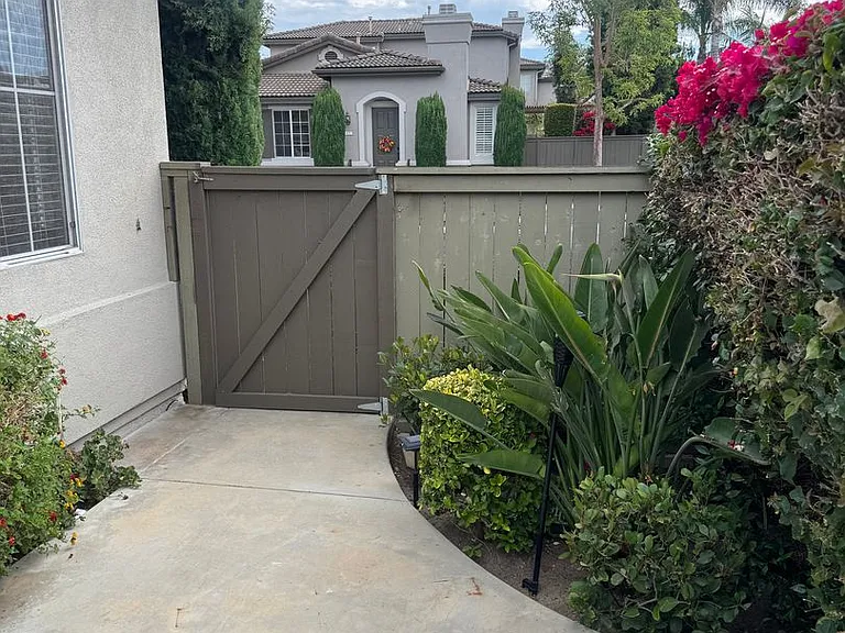 170 Trofello Ln — Photo 3