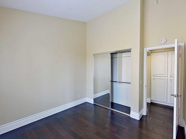 2581 W Ardenwood Ct — Photo 15
