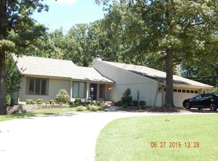 111 Briggadoon Ln, Benton, KY 42025
