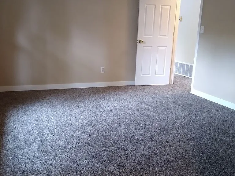 470 S Fenton St — Photo 69
