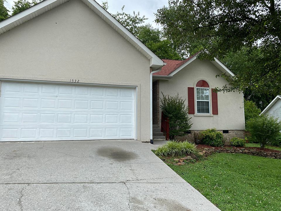 1st image of 1532 Banyan Ln