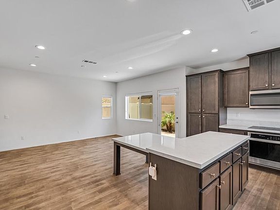 4th image of 5474 Starlight Pl